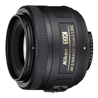 Об'єктив Nikon Nikkor 35 mm f/1.8G AF-S DX (JAA132DA) в Києві