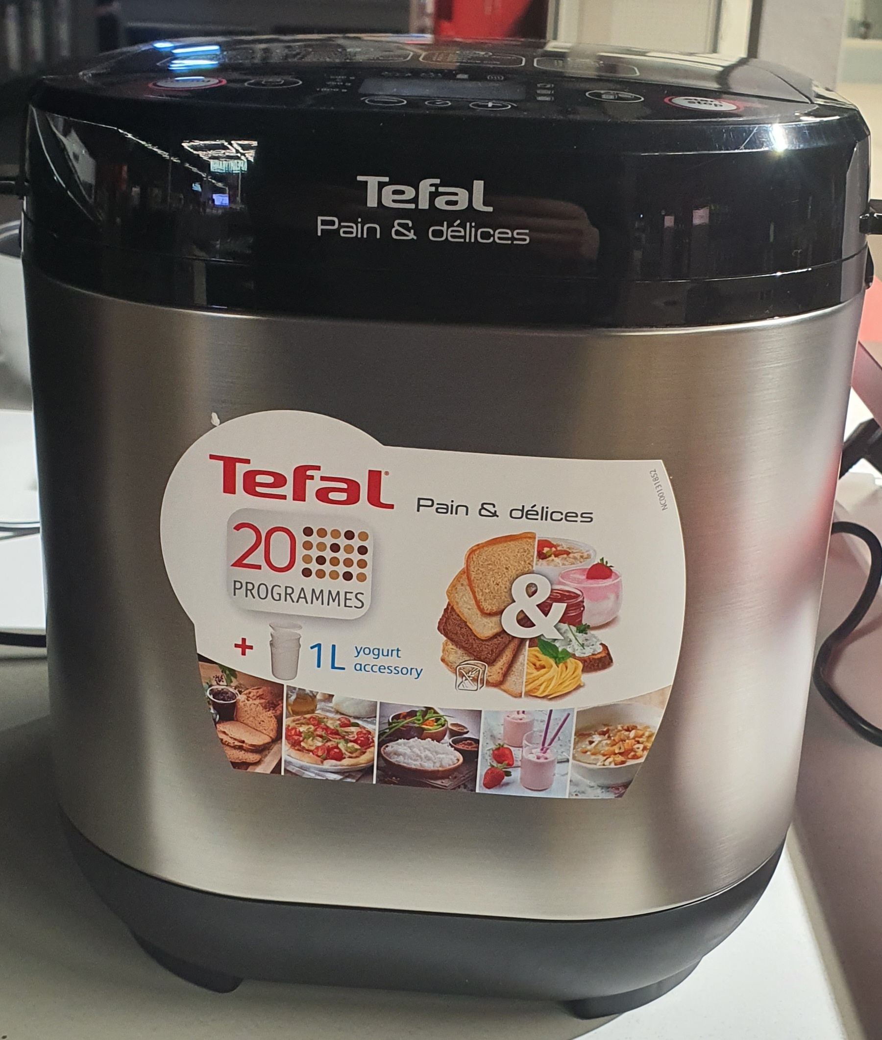 УЦІНКА! Хлібопіч TEFAL PF 240 E38 (2009864702769) в Києві