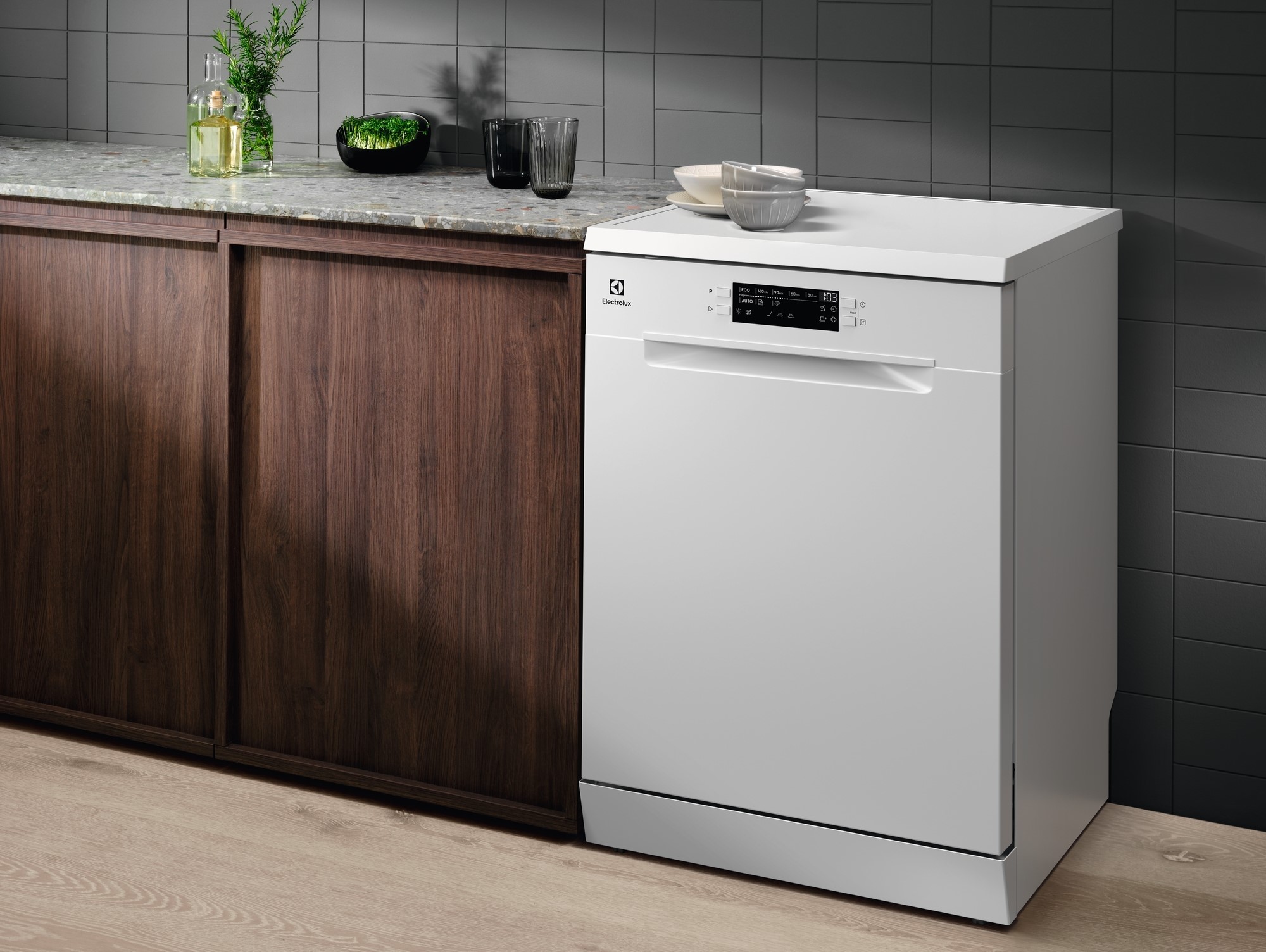Посудомийна машина ELECTROLUX ESM48310SW · 5