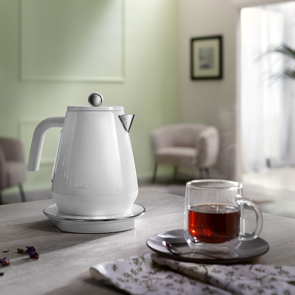 Чайник DELONGHI KBY 2011 W · 6