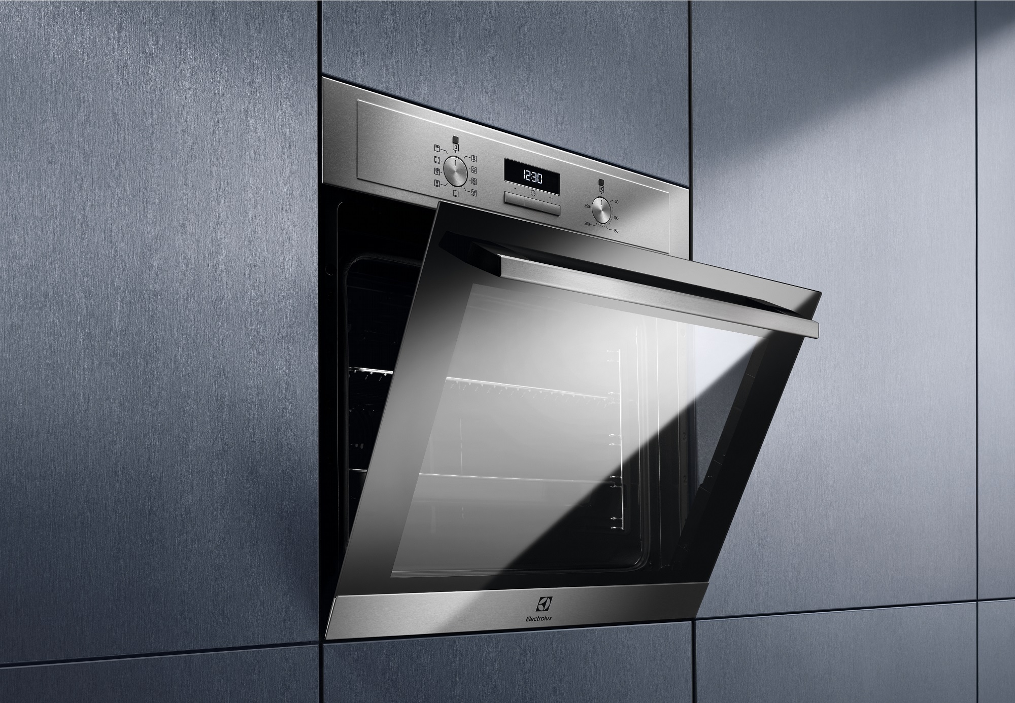 Духова шафа електрична ELECTROLUX EOF3H40BX · 3