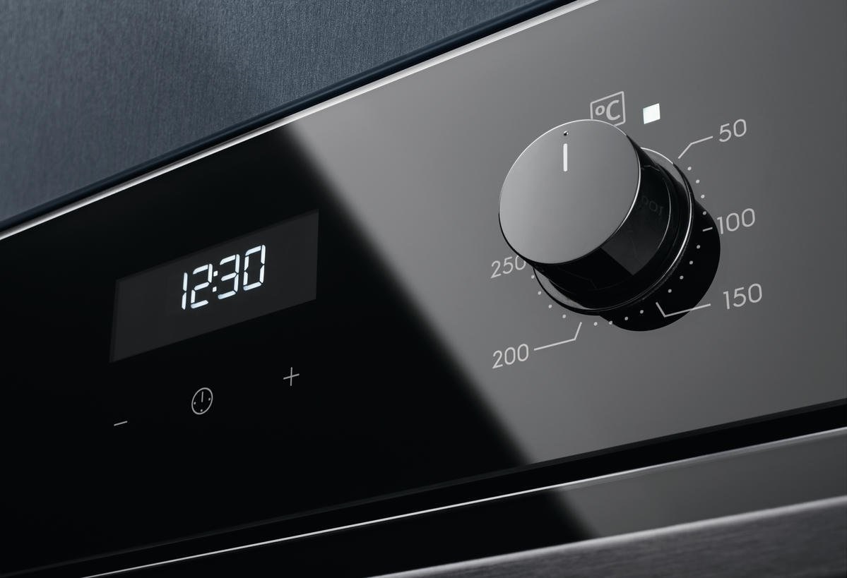 Духова шафа електрична ELECTROLUX EOD5H70BZ · 4