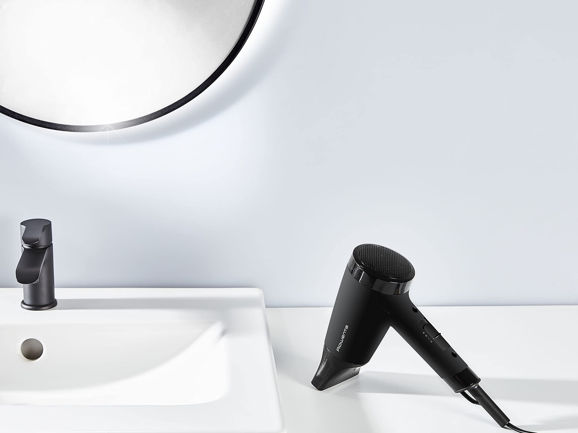 Фен ROWENTA Express Style Blow-Dryer CV1801F0 · 4
