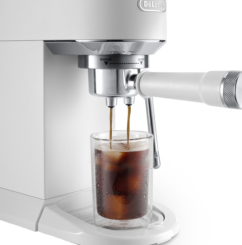 Кавоварка DELONGHI EC 890.WI · 6
