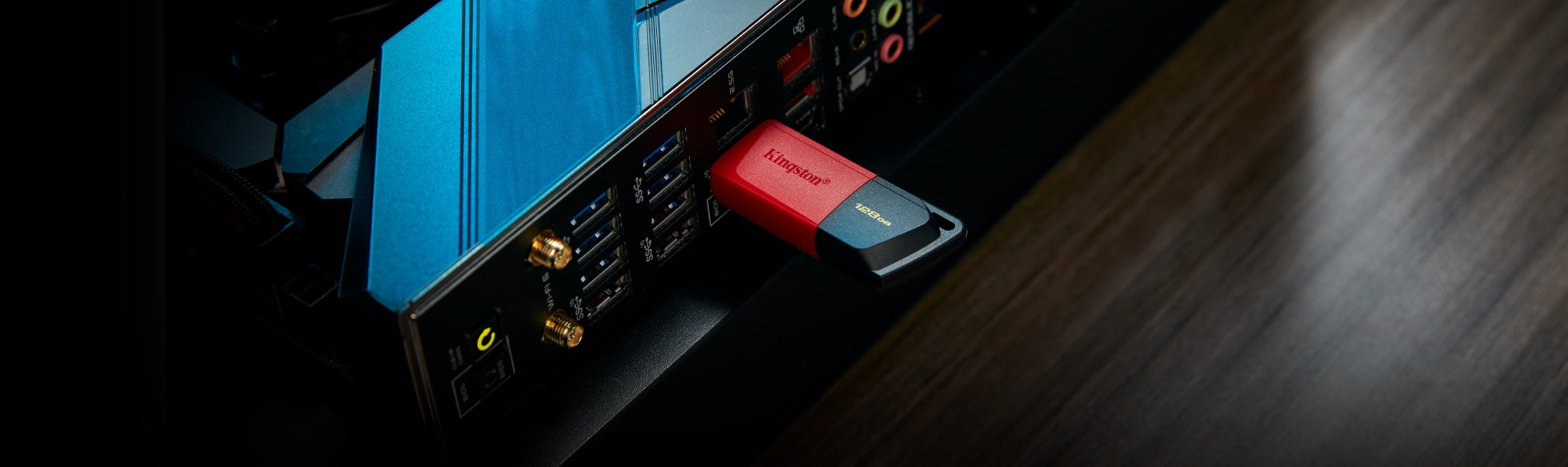 USB-накопичувач 128GB KINGSTON DataTraveler Exodia M USB 3.2 Black/Teal (DTXM/256GB) · 6