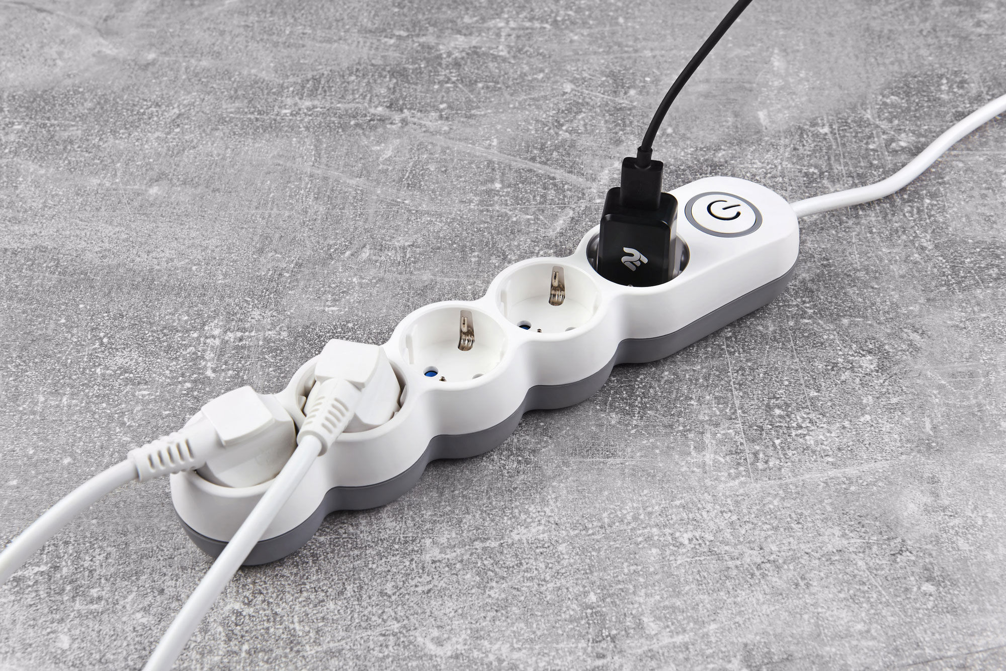 Мережевий фільтр 2Е Plus 5XSchuko 3G 5р 3м White · 6