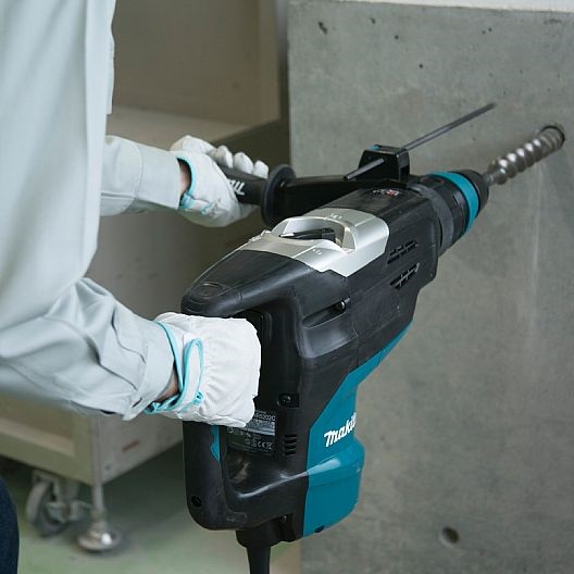 Перфоратор Makita HR5202C · 2