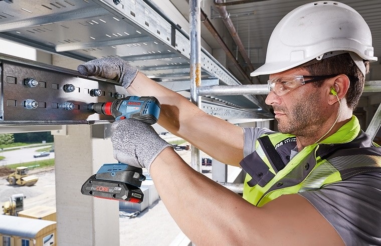 Гайковерт BOSCH GDX 18V-200 (0.601.9G4.201) · 4
