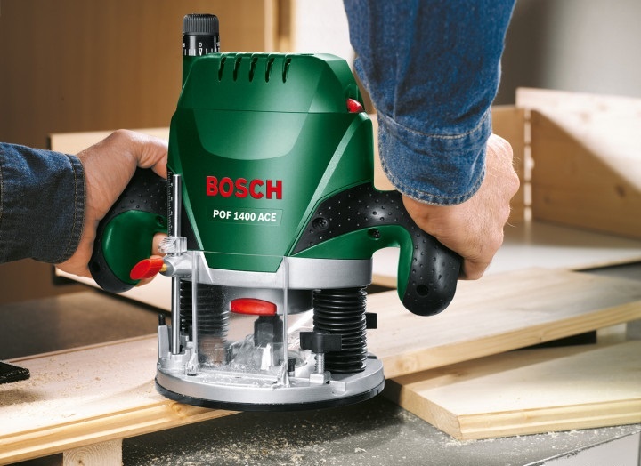 Вертикальна фрезерна машина BOSCH POF 1400 ACE (060326C820) · 3