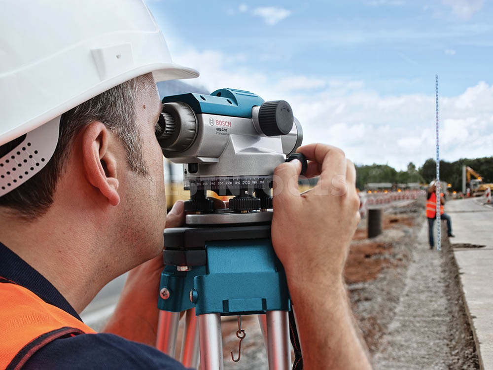 Нівелір оптичний BOSCH GOL 32 D (0.601.068.500) · 3