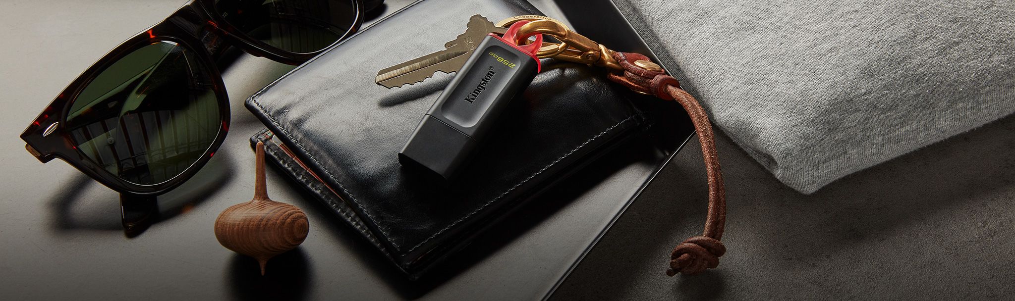 USB-накопичувач 128GB KINGSTON DataTraveler Exodia USB 3.2 Black/Yellow (DTX/128GB) · 2
