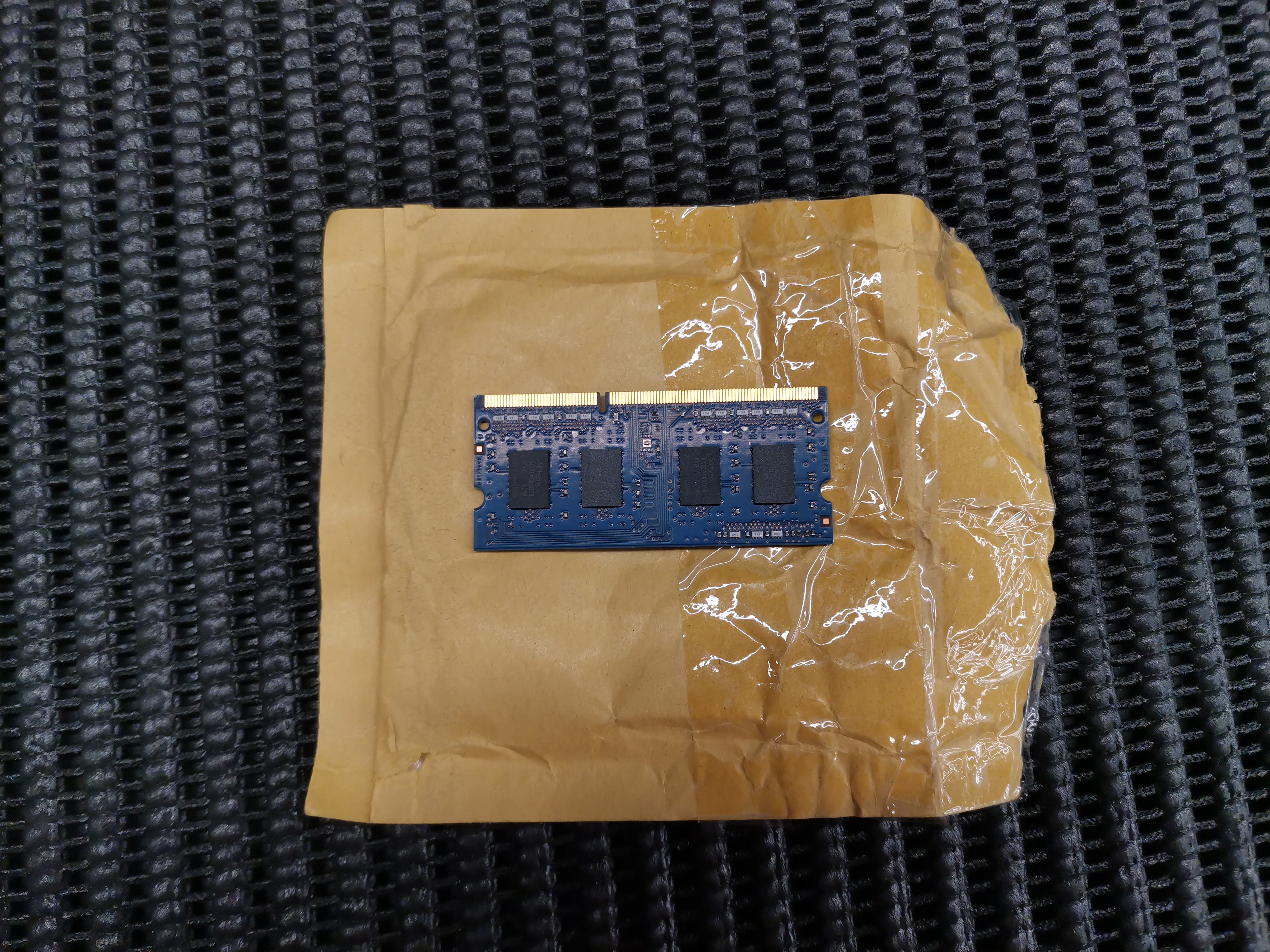 УЦІНКА! Память SoDimm Hynix Org 1x4G DDR3 1600MHz (HMT451S6DFR8A-PB) (2009864703896) · 2